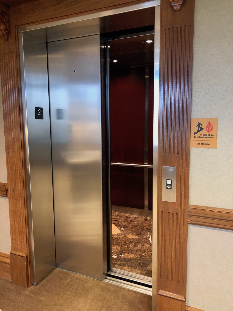 elevator-door-situational-awareness-Cerino